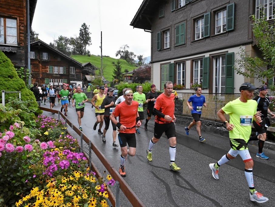 Jungfrau-Marathon: Durchlauf in Gsteigwiler